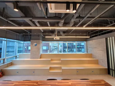 게임회사 플레이하드 사무실